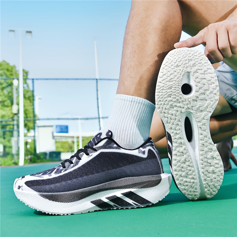 Sneakers, Lightweight and Breathable, with Rebound Cushioning, Professional Carbon Plate Running Shoes for Couples