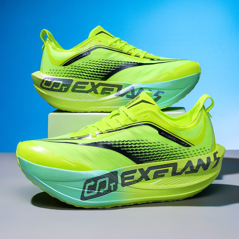 Sneakers, Fashionable Men's Shoes with Thick Soles, Soft and Wear-Resistant, Men's Sports Running Shoes, Outdoor Comfortable and Breathable, Daily Wear Men's Casual Shoes