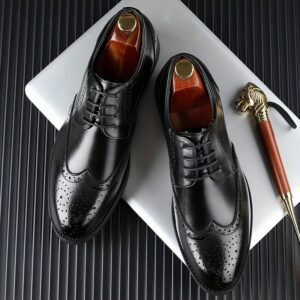 2025 Spring/Summer New Men'S Business Versatile Banquet Wedding Shoes Men'S Versatile Formal Wear Brogue Fashion Trendy Shoes