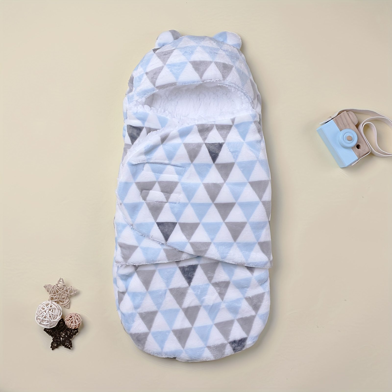 A Single-Piece Baby Blanket for Newborns, Made of Soft Flannel, Suitable for Spring And Autumn Outings, Serving As a Comfortable Two-In-One Wrap for Baby Essentials - Image 4