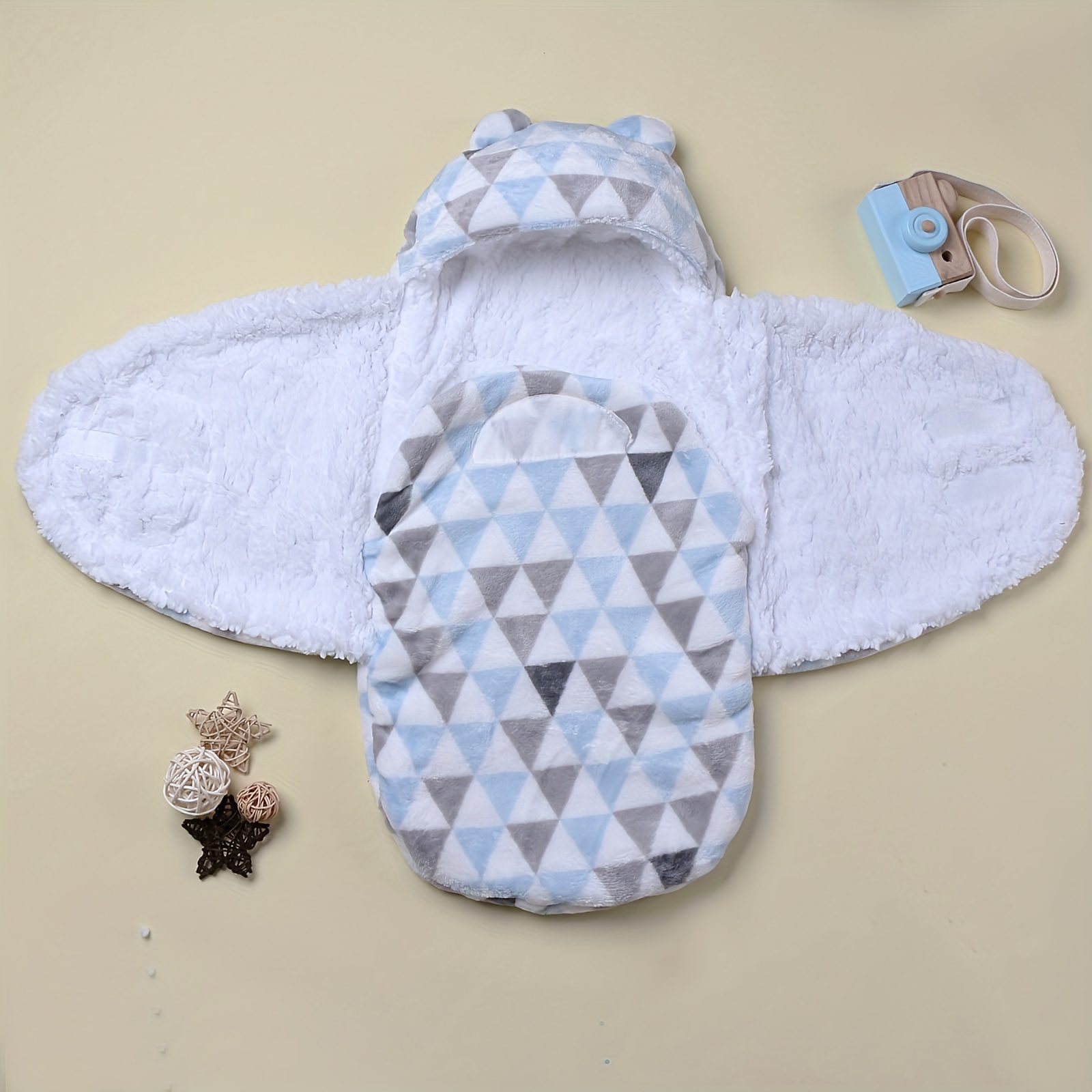 A Single-Piece Baby Blanket for Newborns, Made of Soft Flannel, Suitable for Spring And Autumn Outings, Serving As a Comfortable Two-In-One Wrap for Baby Essentials - Image 6