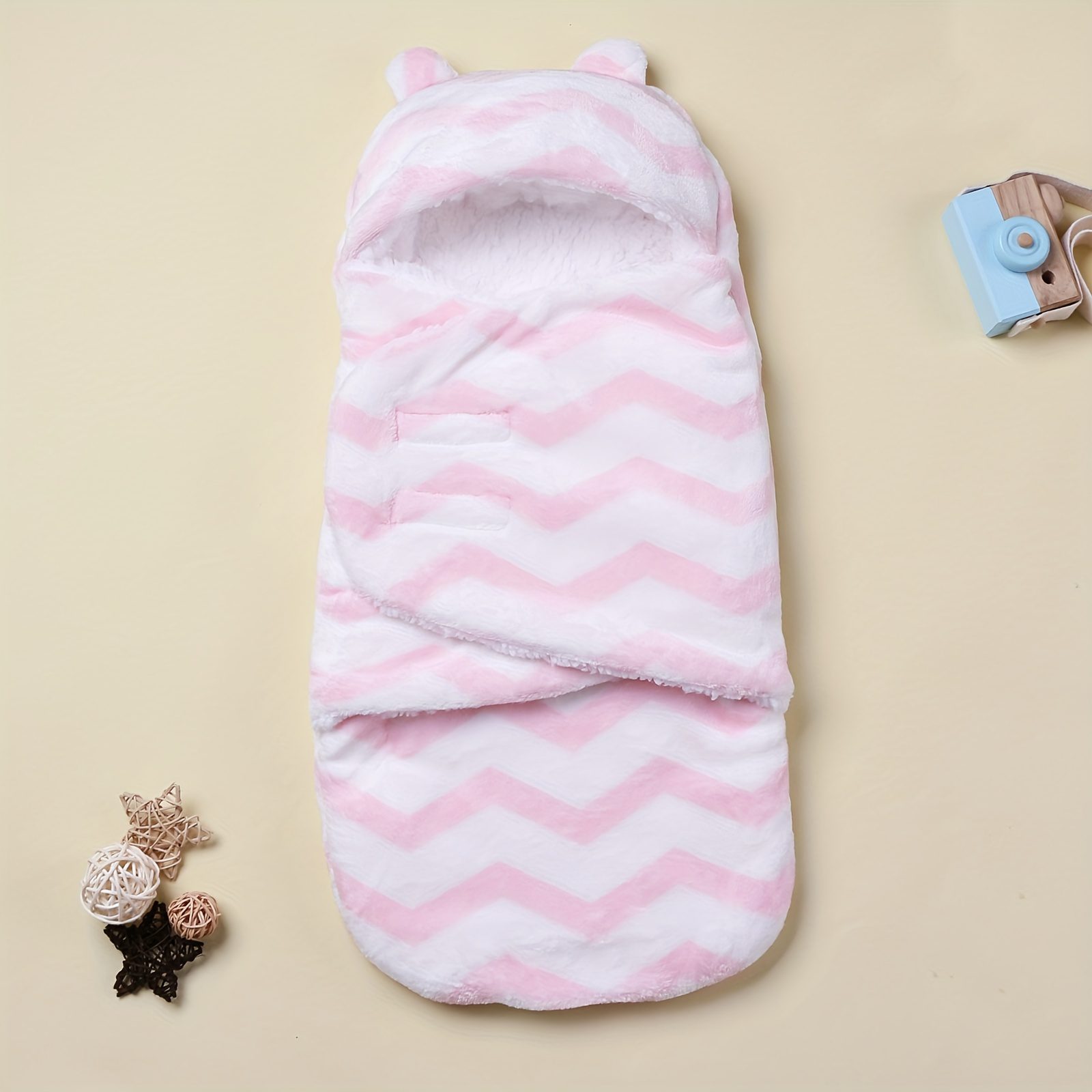 A Single-Piece Baby Blanket for Newborns, Made of Soft Flannel, Suitable for Spring And Autumn Outings, Serving As a Comfortable Two-In-One Wrap for Baby Essentials - Image 5
