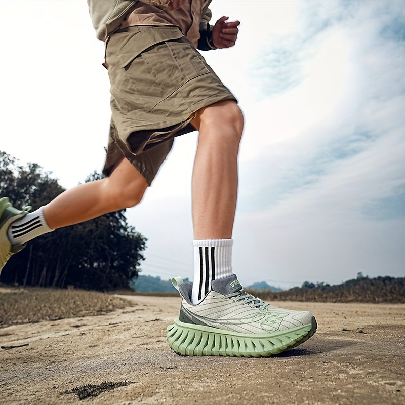 Men's Casual Sneakers, Road Running Shoes, Outdoor Trail Running Shoes, Slip-Resistant and Durable Mesh Breathable Lightweight Hiking Shoes, Indoor/Outdoor Road Running Shoes, Fashion Sneakers, Fitness Shoes, Large Size Shoes, Track and Field - Image 8