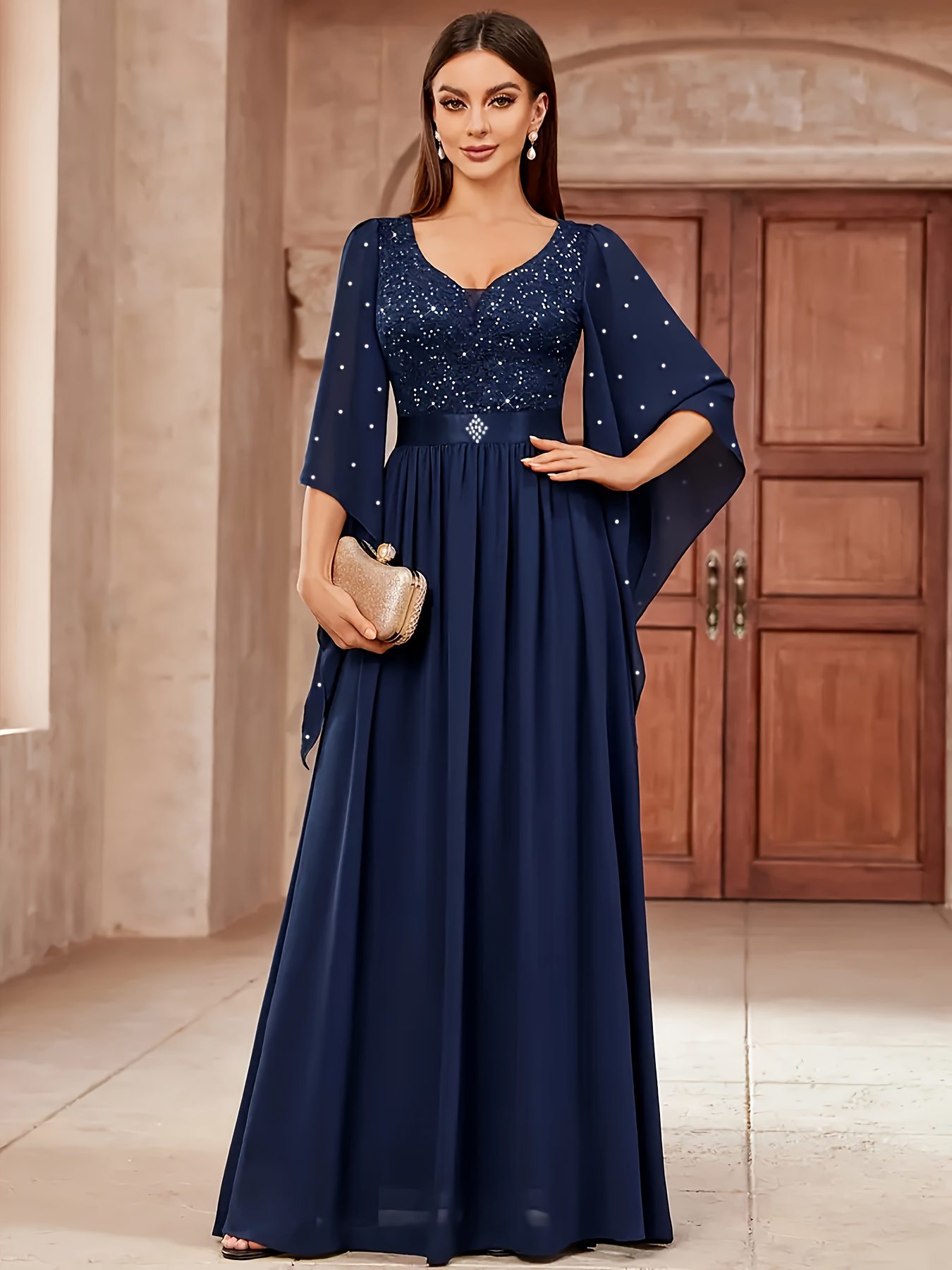 Elegant Women's V-neck Lace-trimmed Chiffon Banquet Gown, Suitable for Parties, Dinners, and Weddings - Image 3