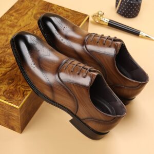 Men's Dress Shoes Formal Business Wingtip Oxfords - Upper & Rubber Sole Low-Top Lace-Up Wedding, Office & -Casual Shoes with Wingtip - - Wearable for Year-Round Use Suitable for Weddings, Meetings, Daily & Special Events