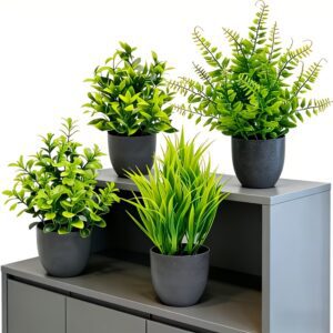 4pcs Set of Artificial Simulation Green Plants Potted Plants, Realistic Shape, Full of Green And Never Wither, Decorate Various Spaces Such As Home Living Room, Bedroom, Desk, Bookshelf, Etc