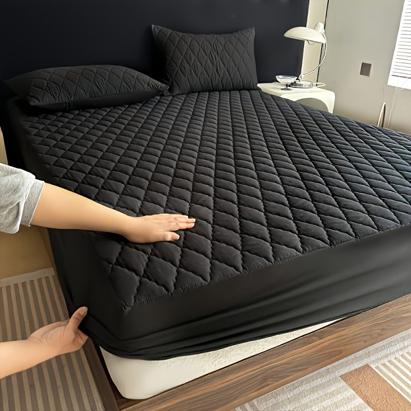 1pc Rhomboid Thickening Mattress Protector | Super Soft And Comfortable Polyester Fitted Sheet, Geometric Pattern, Ultrasonic Embossing, Suitable for Bedroom, Guest Room, Hotel Use - Image 2