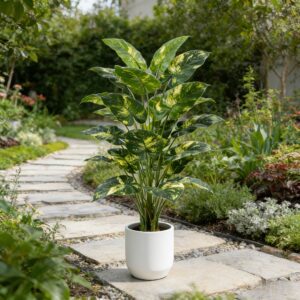 1pc 18-leaf Large Tropical Artificial Plant | High-quality Plastic Material, Maintenance-free and Easy to Care for | Suitable for Indoor and Outdoor Use: Home, Office, Hotel, Wedding, and Landscape Decoration | Ideal for Easter, Mother's Day, St.
