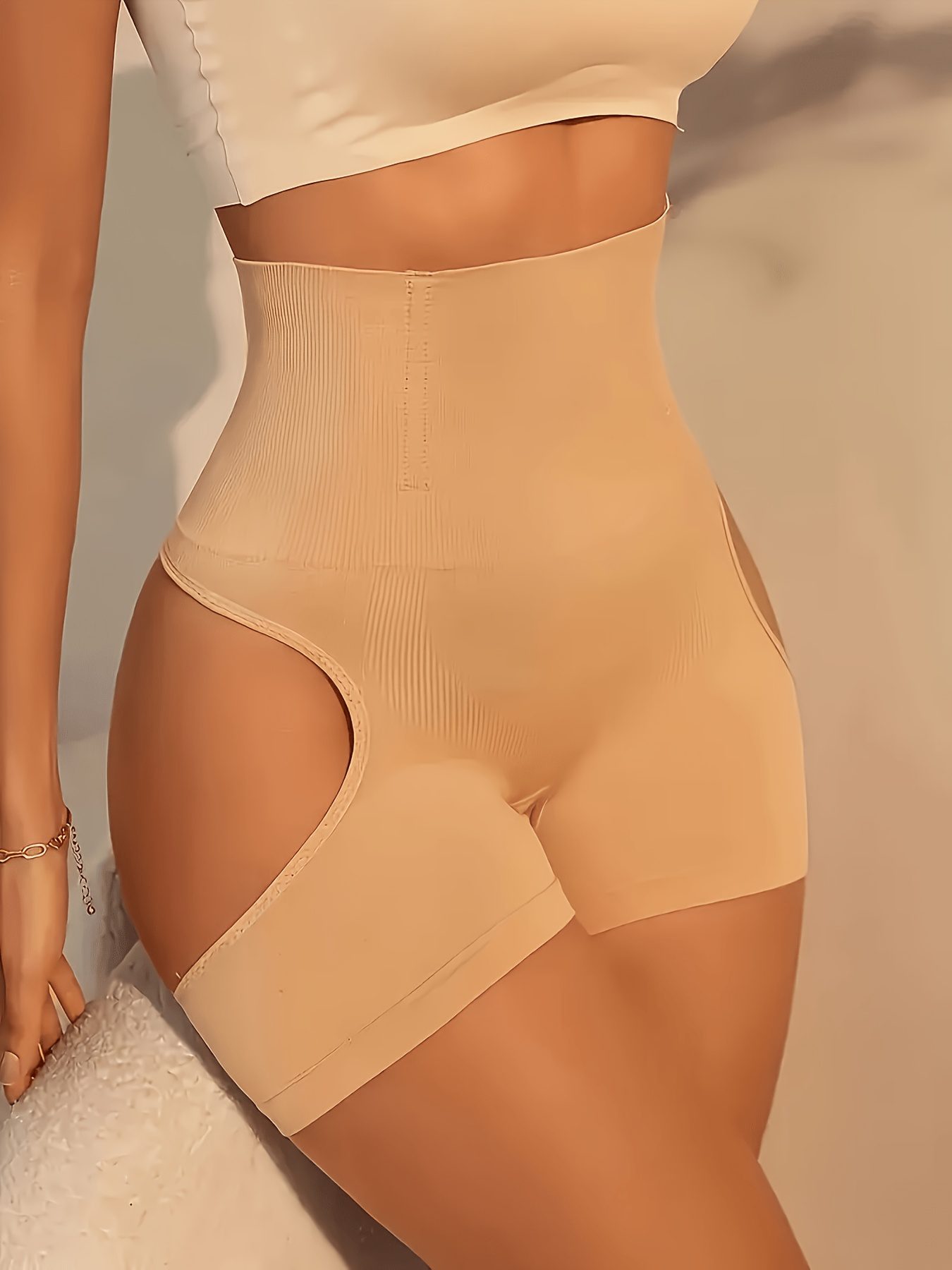 1pc Seamless Comfortable Women's High-waisted Hip-lifting Hollow-out Shorts, Stretchy Casual Attire Women's Underwear - Image 4
