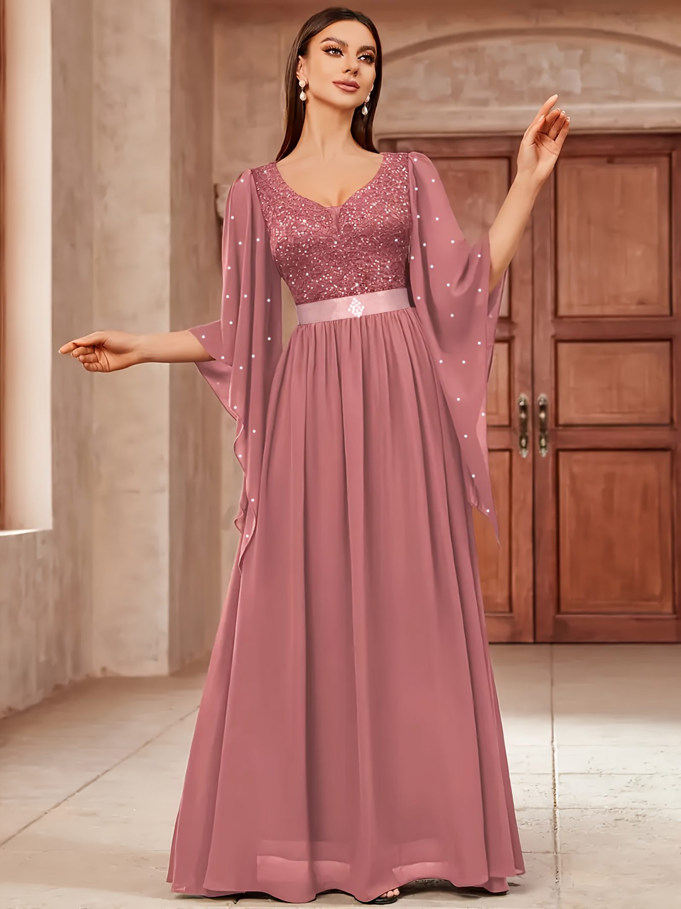 Elegant Women's V-neck Lace-trimmed Chiffon Banquet Gown, Suitable for Parties, Dinners, and Weddings - Image 2