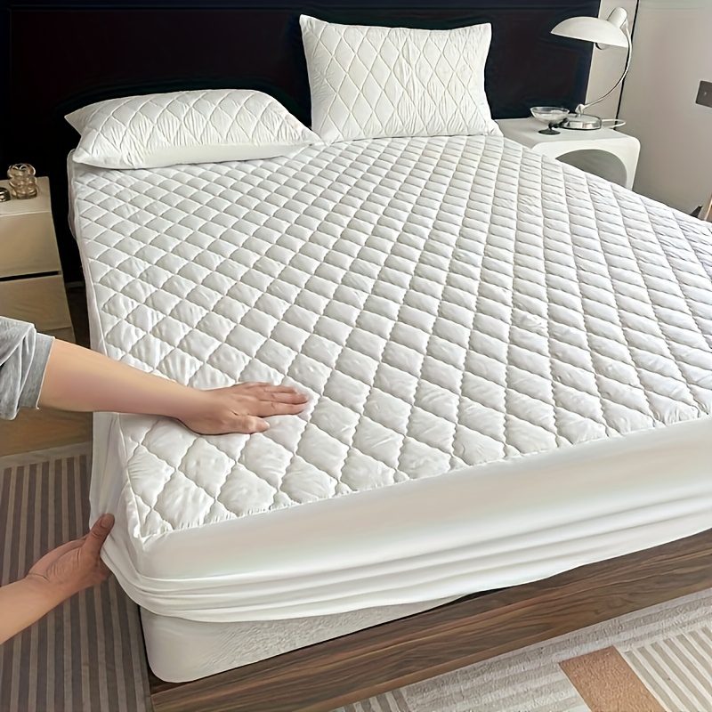 1pc Rhomboid Thickening Mattress Protector | Super Soft And Comfortable Polyester Fitted Sheet, Geometric Pattern, Ultrasonic Embossing, Suitable for Bedroom, Guest Room, Hotel Use