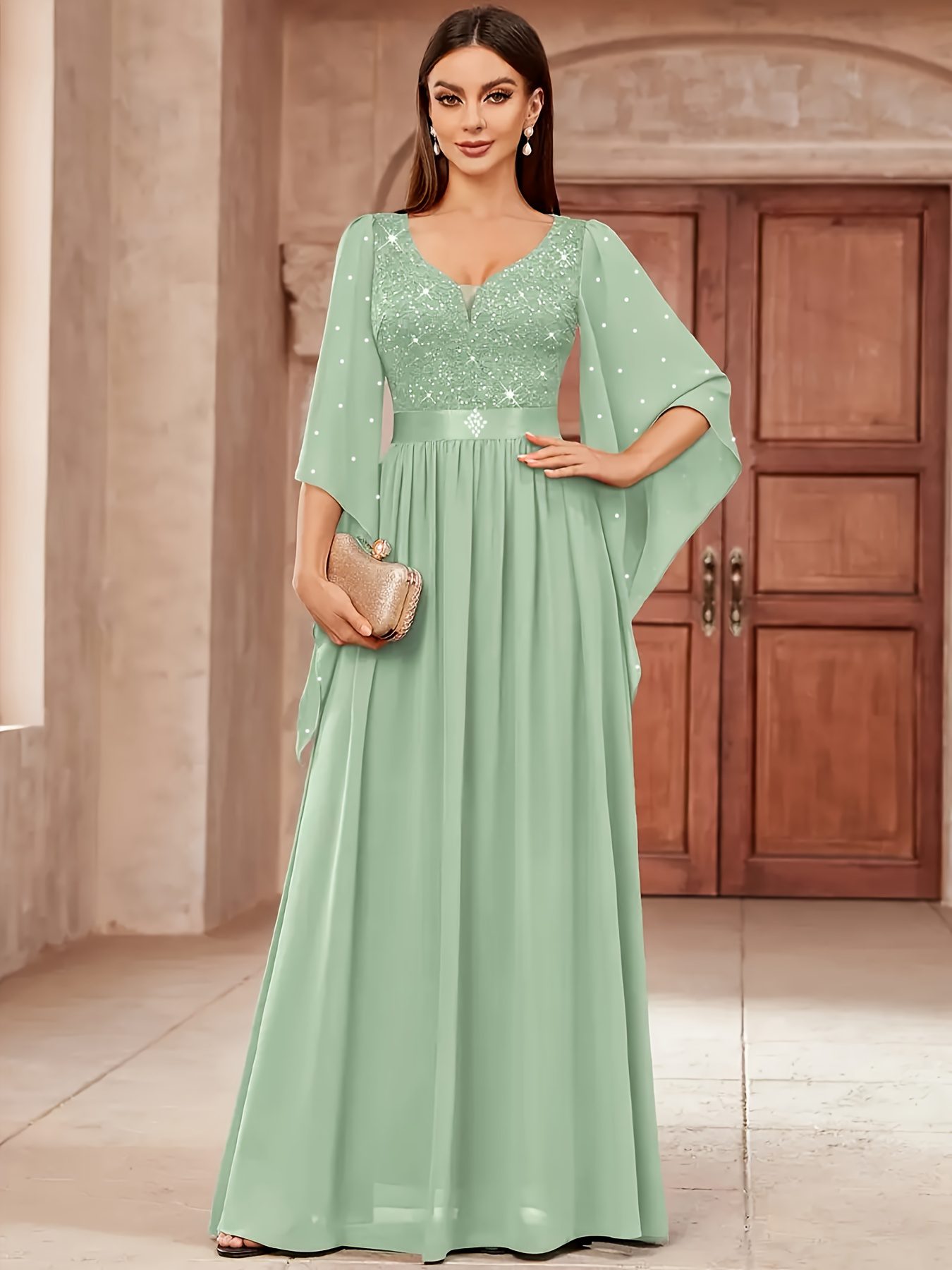 Elegant Women's V-neck Lace-trimmed Chiffon Banquet Gown, Suitable for Parties, Dinners, and Weddings - Image 4
