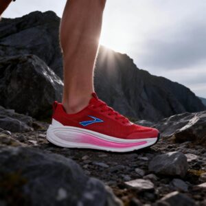 Men's Outdoor Road Training Running Shoes, Breathable Mesh Upper with Anti-Slip Sole, Ideal for Fitness and Marathons. Stylish Sporty Design, Comfortable Cushioning, Unisex Couple Style, Casual and Versatile Fashion Sneakers. Anti-Twist Stability S